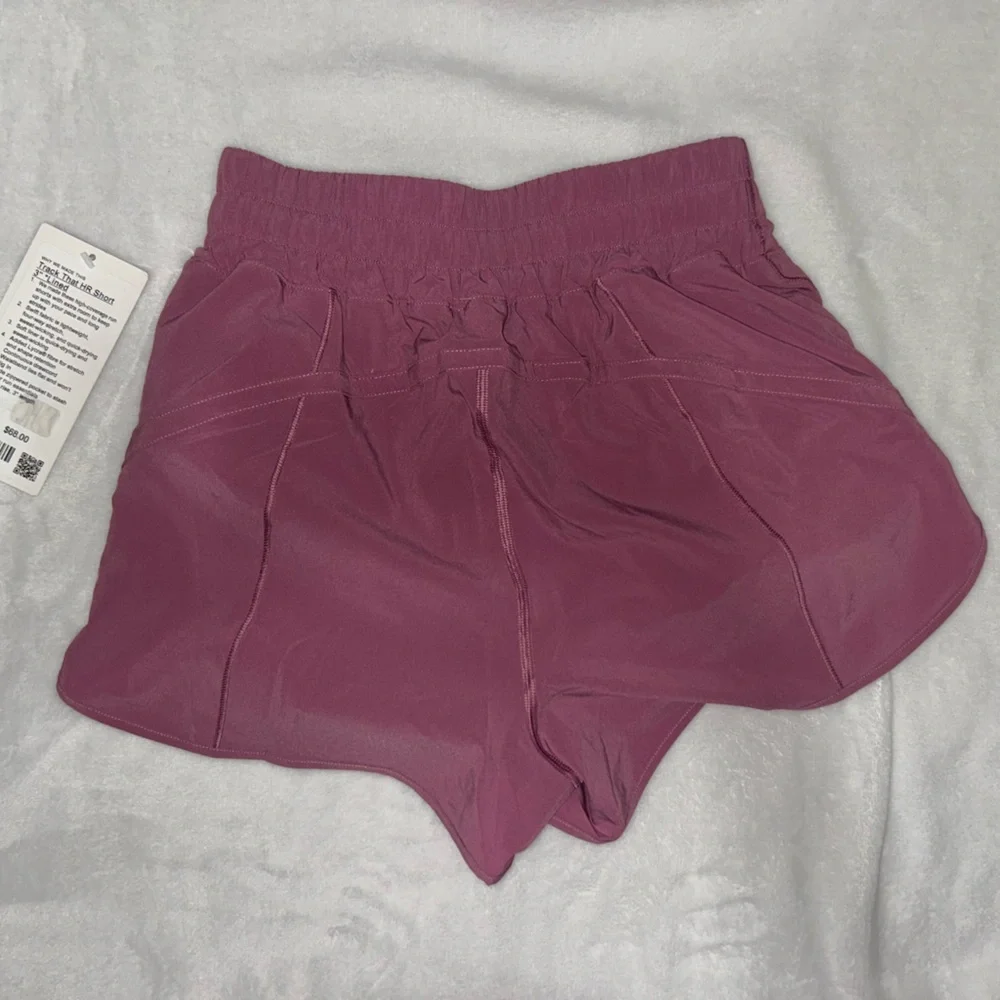 lululemon athletica Women's Shorts - Picture 2 of 5